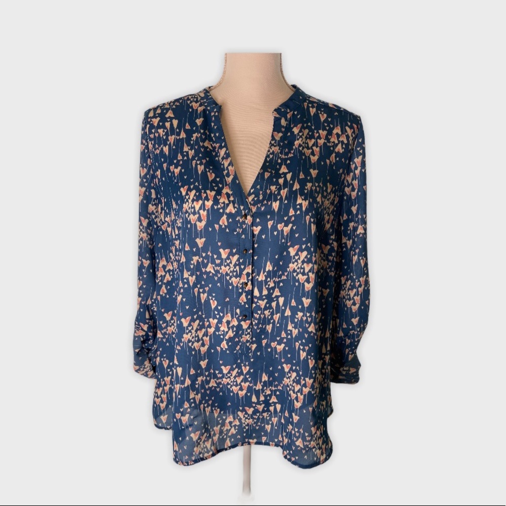 LC Lauren Conrad Heart Blouse. Size XL
